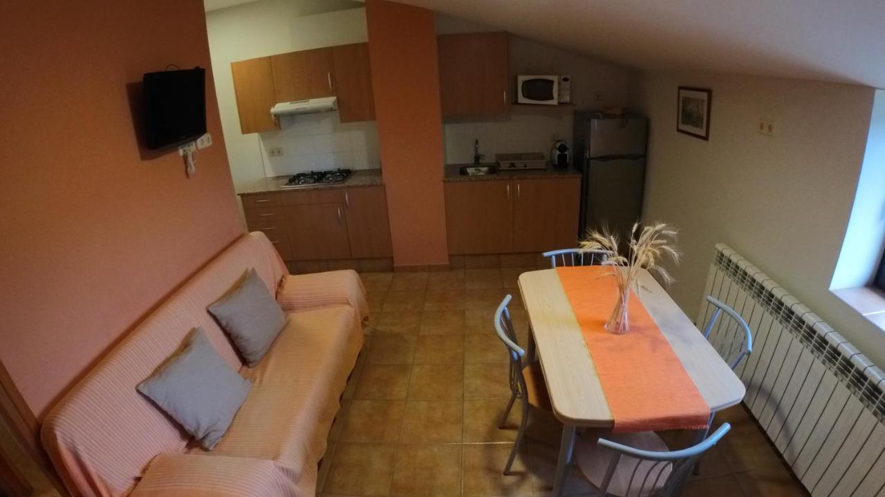 Castell De Ceuro. Hotel Rural Ogern Εξωτερικό φωτογραφία